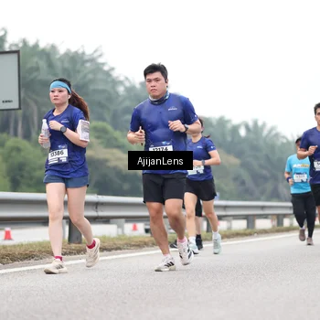 Runner Photo 7397889