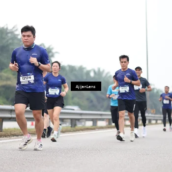 Runner Photo 7397924