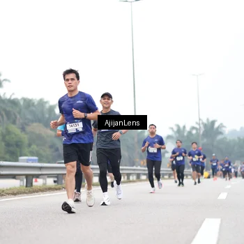 Runner Photo 7397976