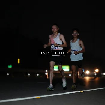 Runner Photo 7397991