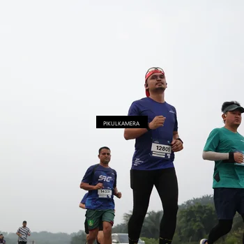 Runner Photo 7398000