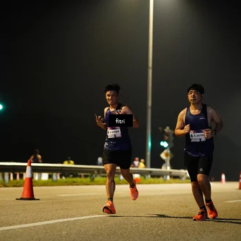 Runner Photo 7398007