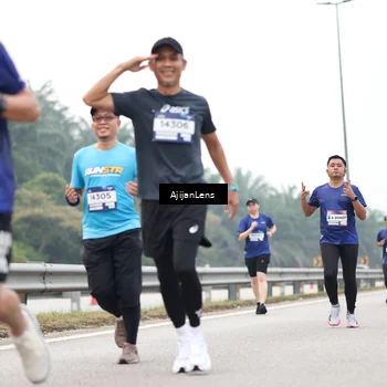 Runner Photo 7398035