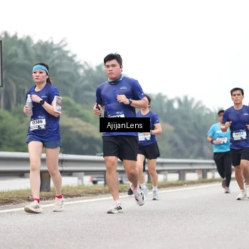 Runner Photo 7398096