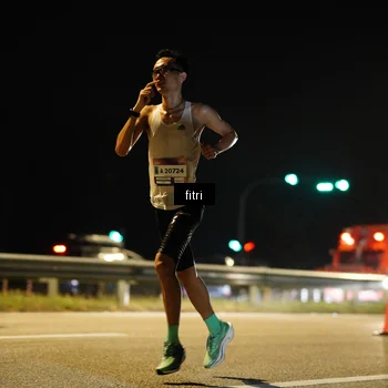Runner Photo 7398114