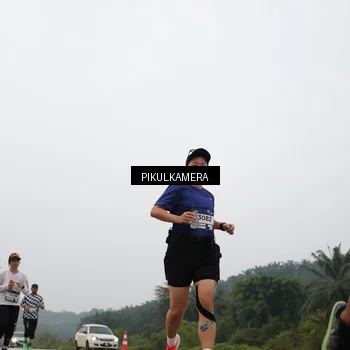 Runner Photo 7398131
