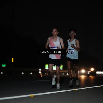 Runner Photo 7398135