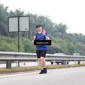 Runner Photo 7398148