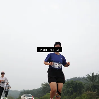 Runner Photo 7398172