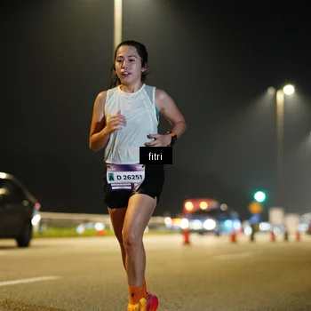 Runner Photo 7398194