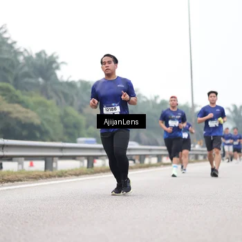 Runner Photo 7398198