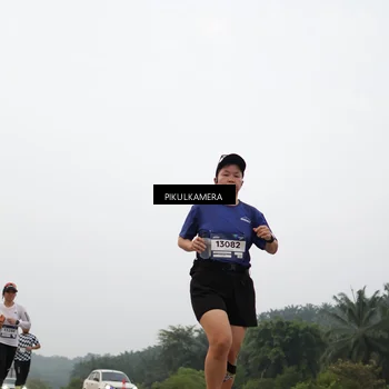 Runner Photo 7398203