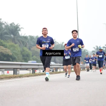 Runner Photo 7398242