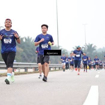 Runner Photo 7398251