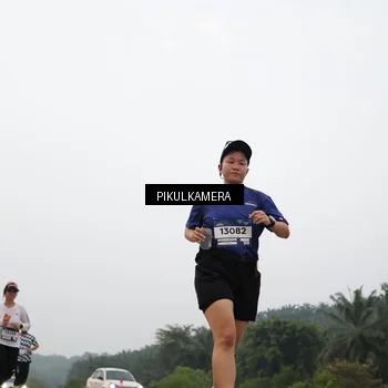Runner Photo 7398253