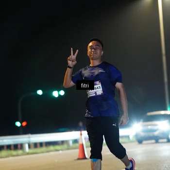 Runner Photo 7398266