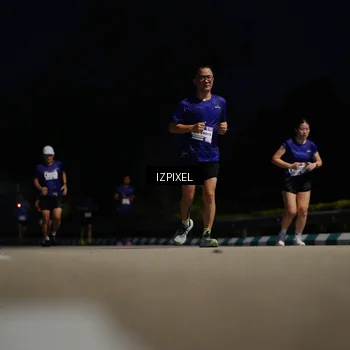Runner Photo 7398293