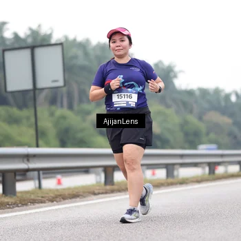 Runner Photo 7398320