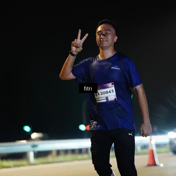 Runner Photo 7398334