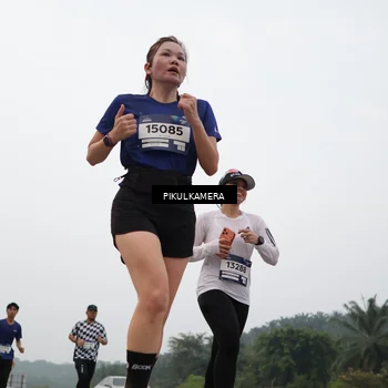 Runner Photo 7398393