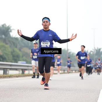 Runner Photo 7398401