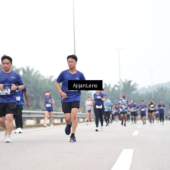 Runner Photo 7398422