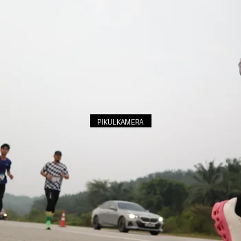 Runner Photo 7398431