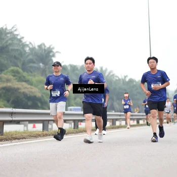 Runner Photo 7398433