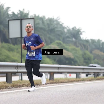 Runner Photo 7398517