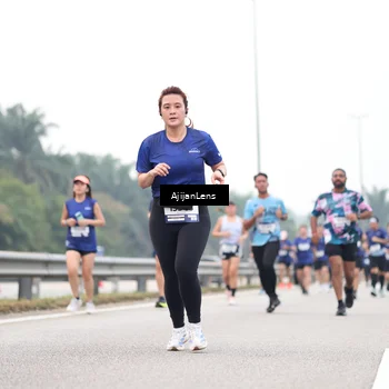 Runner Photo 7398545