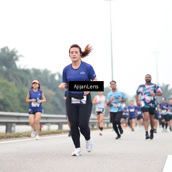 Runner Photo 7398559