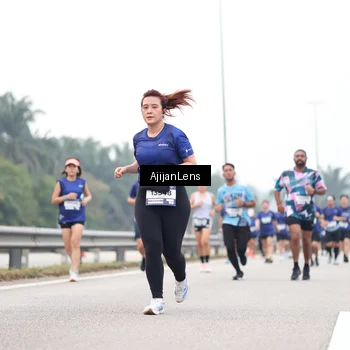 Runner Photo 7398566