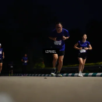 Runner Photo 7398569