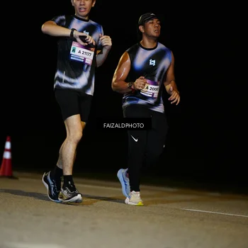 Runner Photo 7398592