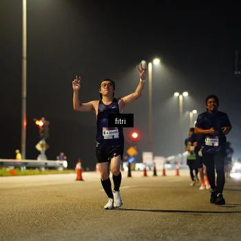 Runner Photo 7398602
