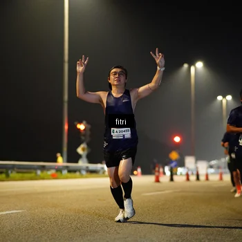 Runner Photo 7398628