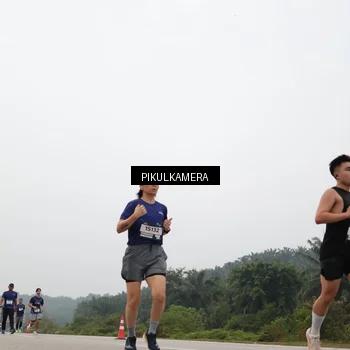 Runner Photo 7398651
