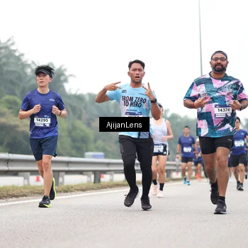 Runner Photo 7398652