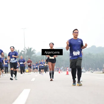 Runner Photo 7398696