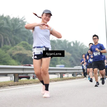 Runner Photo 7398722