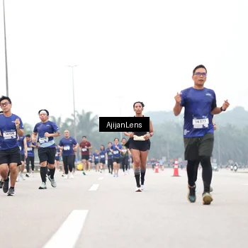 Runner Photo 7398728