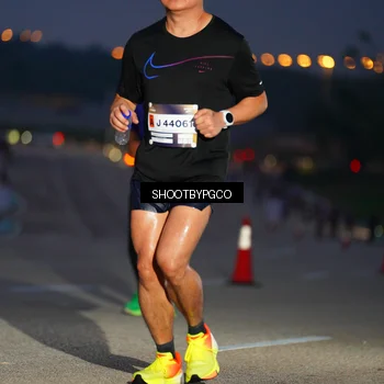 Runner Photo 7398739