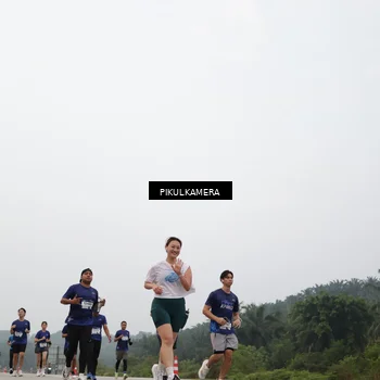 Runner Photo 7398765