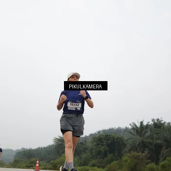Runner Photo 7398807