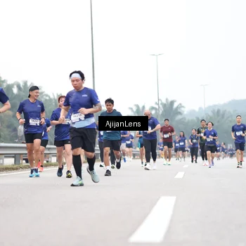 Runner Photo 7398846