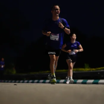 Runner Photo 7398856