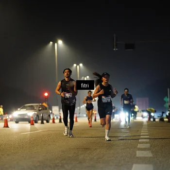 Runner Photo 7398872