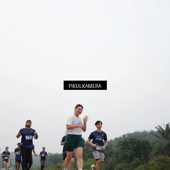 Runner Photo 7398884