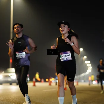 Runner Photo 7398903