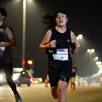 Runner Photo 7398911